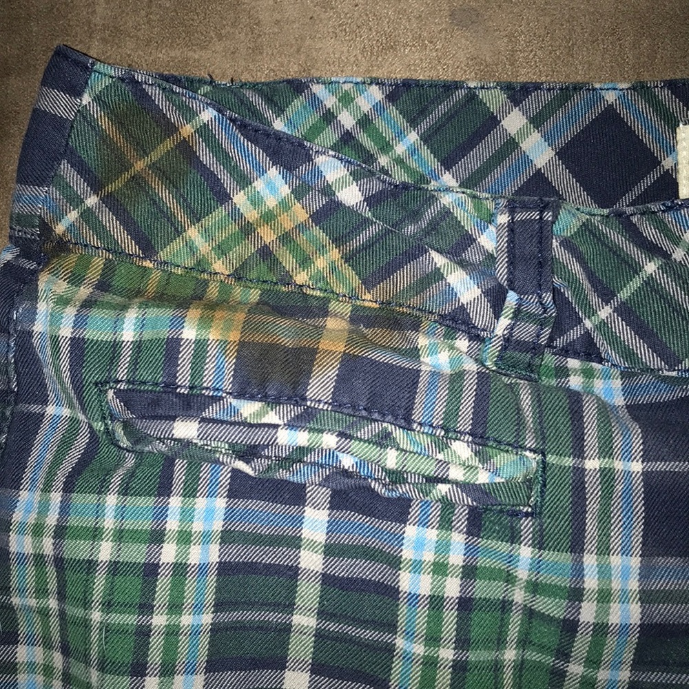 Shorts - Picture 3 of 4